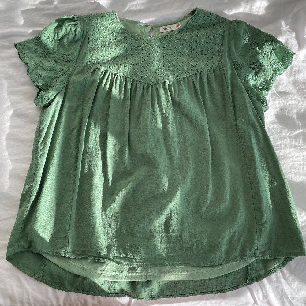 Green short sleeve top